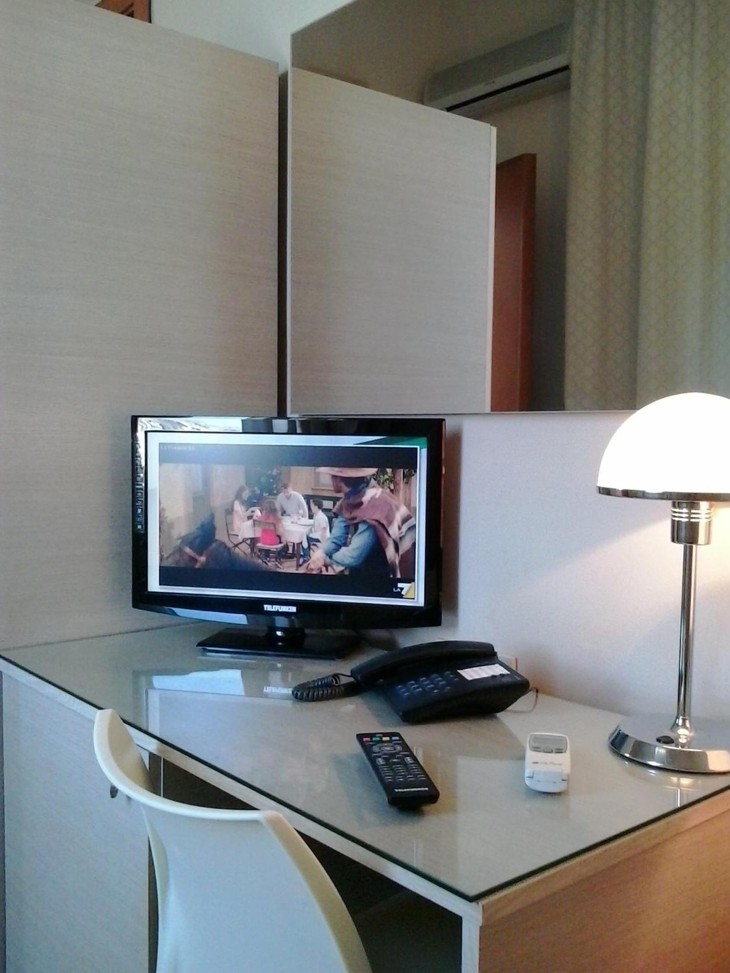 Hotel Liberta Палермо Номер фото